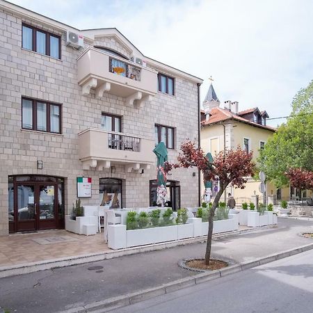 Apartmani Vila Kosa Trebinje Esterno foto